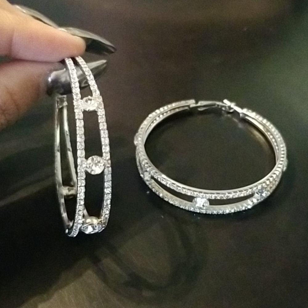 Gorgeous Hoop Earrings faux diamond rhinestones